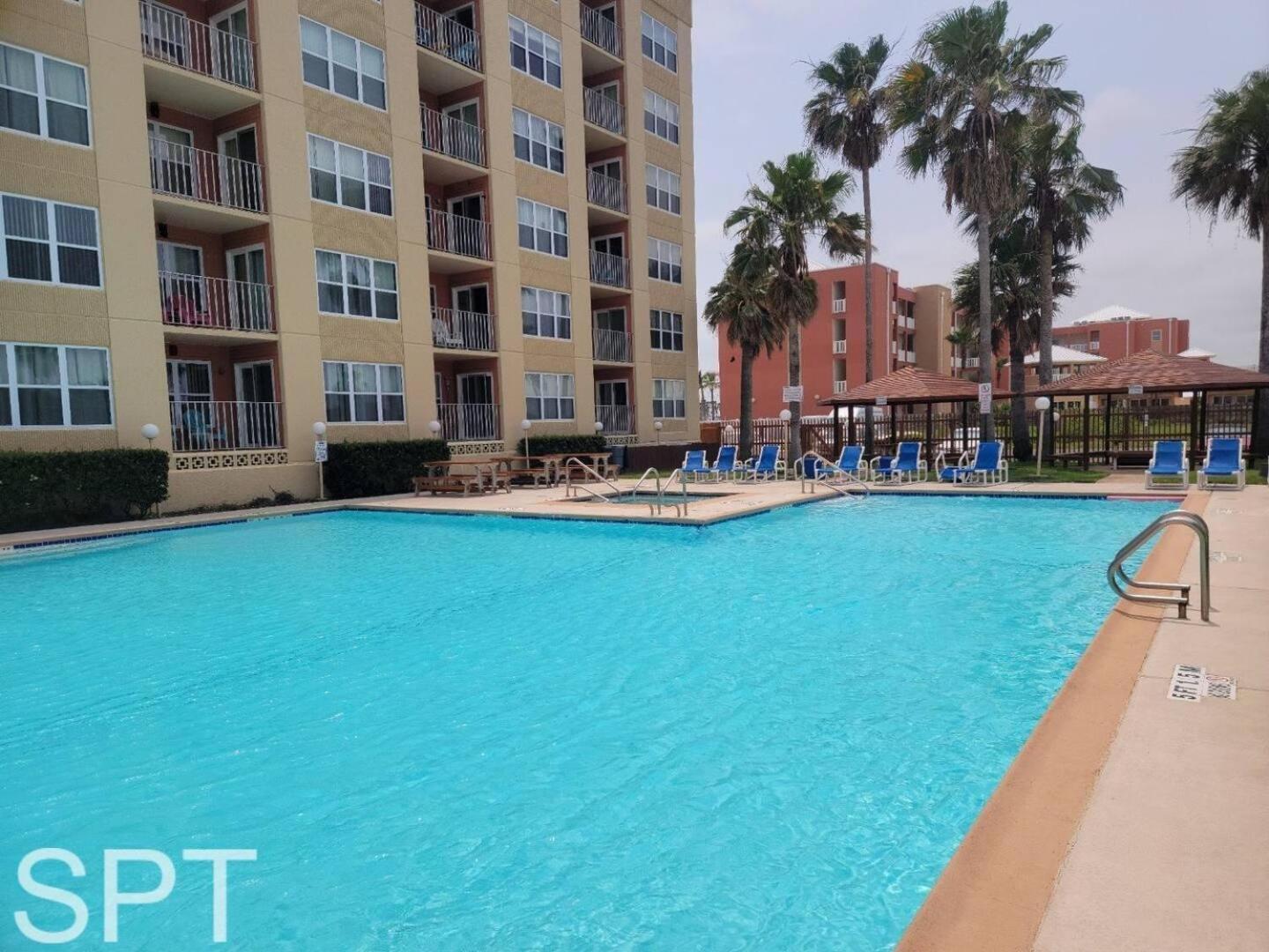 Beach Access Condo With Pool, Hot Tub Area & Bbq - Gulfview I - Unit 213 사우스 파드레 아일랜드 외부 사진