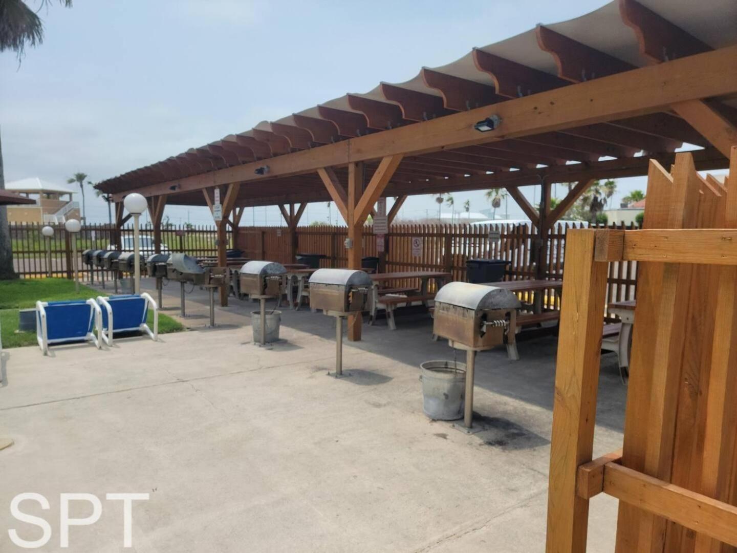 Beach Access Condo With Pool, Hot Tub Area & Bbq - Gulfview I - Unit 213 사우스 파드레 아일랜드 외부 사진