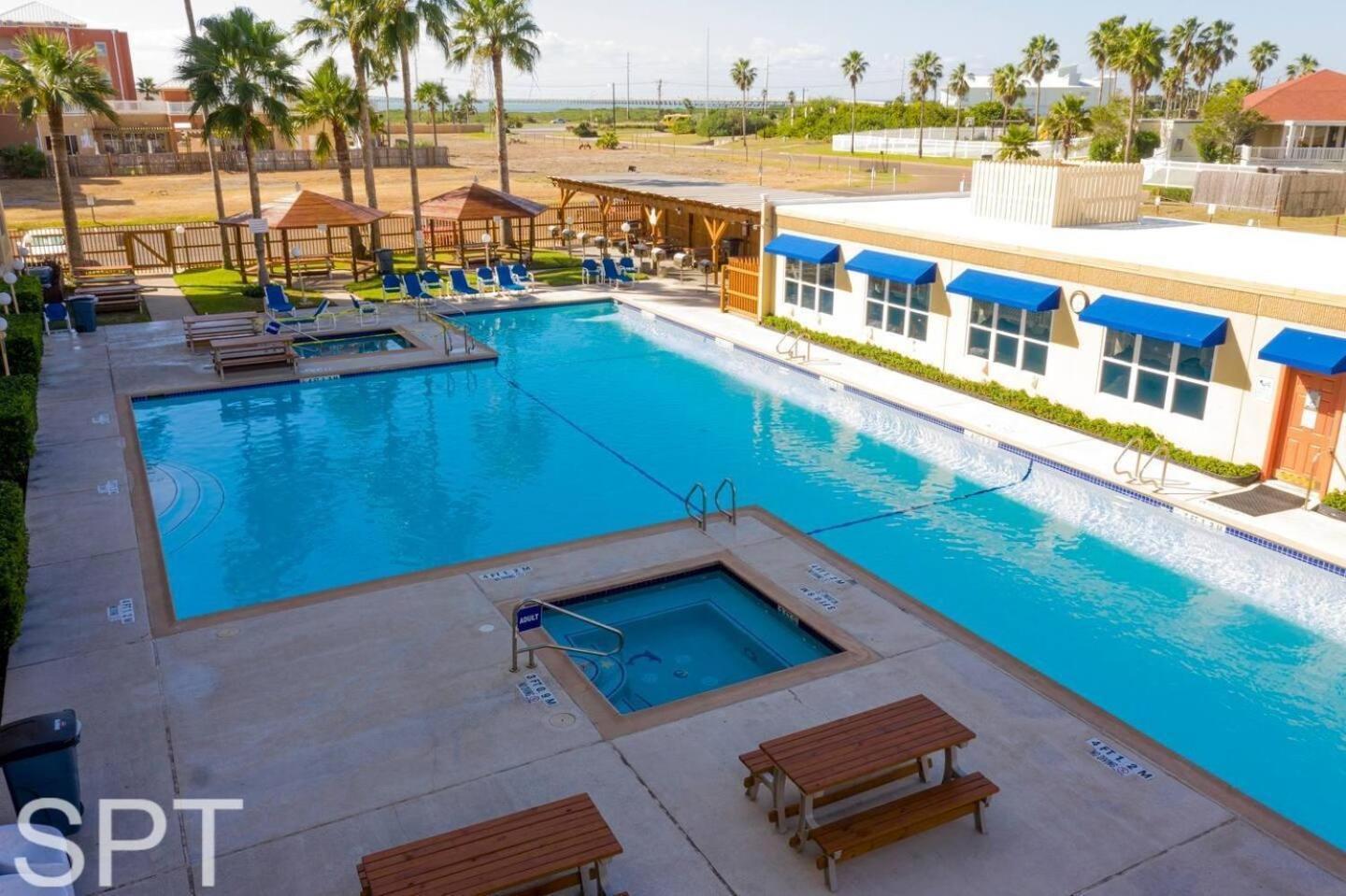 Beach Access Condo With Pool, Hot Tub Area & Bbq - Gulfview I - Unit 213 사우스 파드레 아일랜드 외부 사진